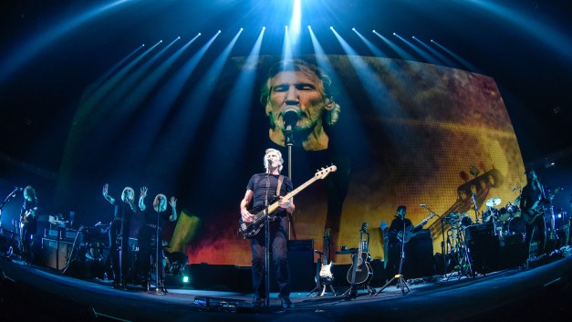 Roger-Waters-Buffalo-NY-2017-6