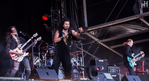 SONS OF APOLLO DSC_0102