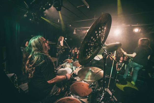 king company42135615_2157939394447024_4876863213452394496_o